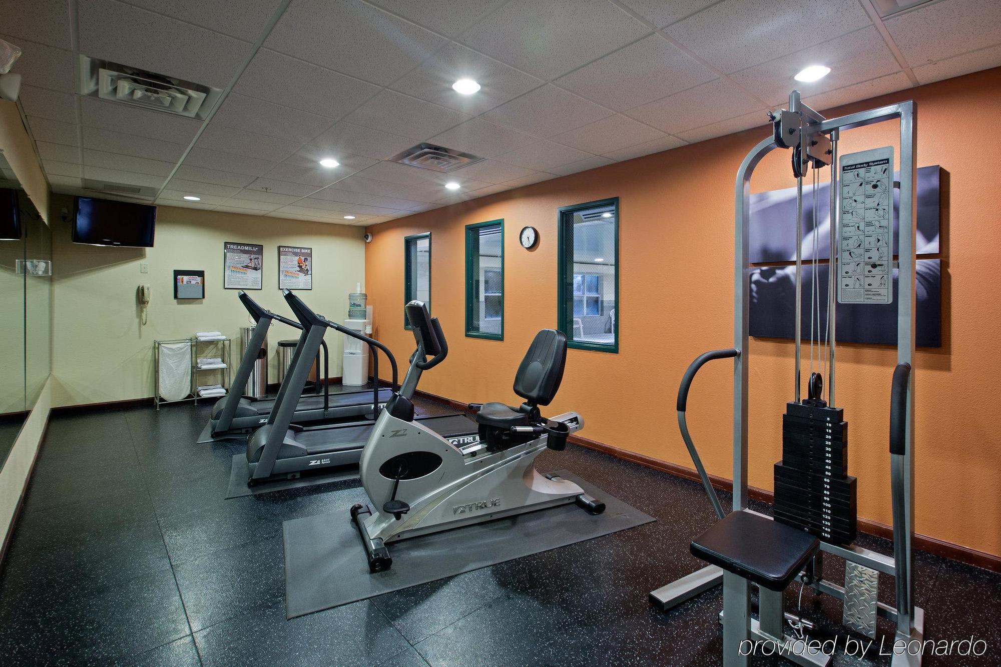 Country Inn & Suites By Radisson, Harrisonburg, Va Bagian luar foto